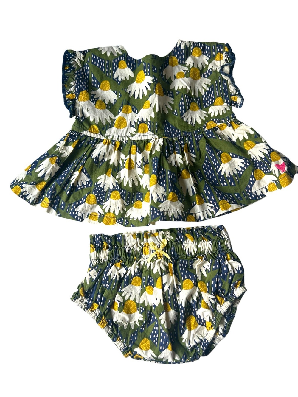 Pink Chicken Baby Girl Daisies Set Peplum Top and Bloomers EUC